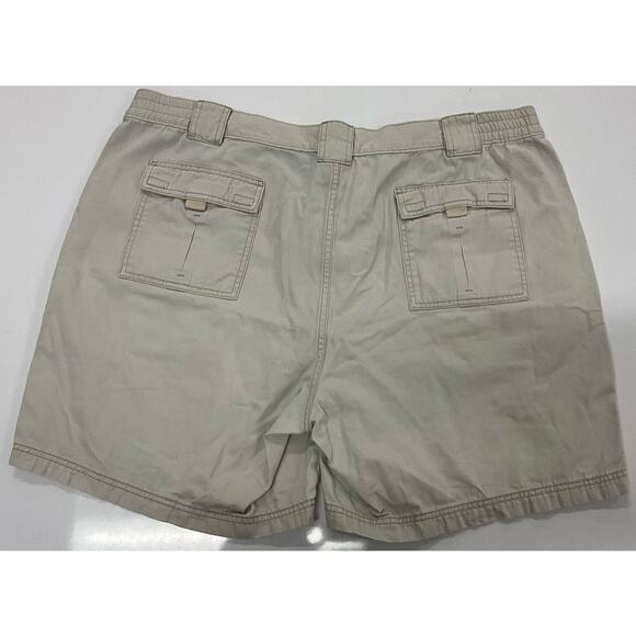 St. John's Bay Men's Cargo Shorts Size 44 Beige 6.5" Inseam 6 Pocket - Picture 2 of 9